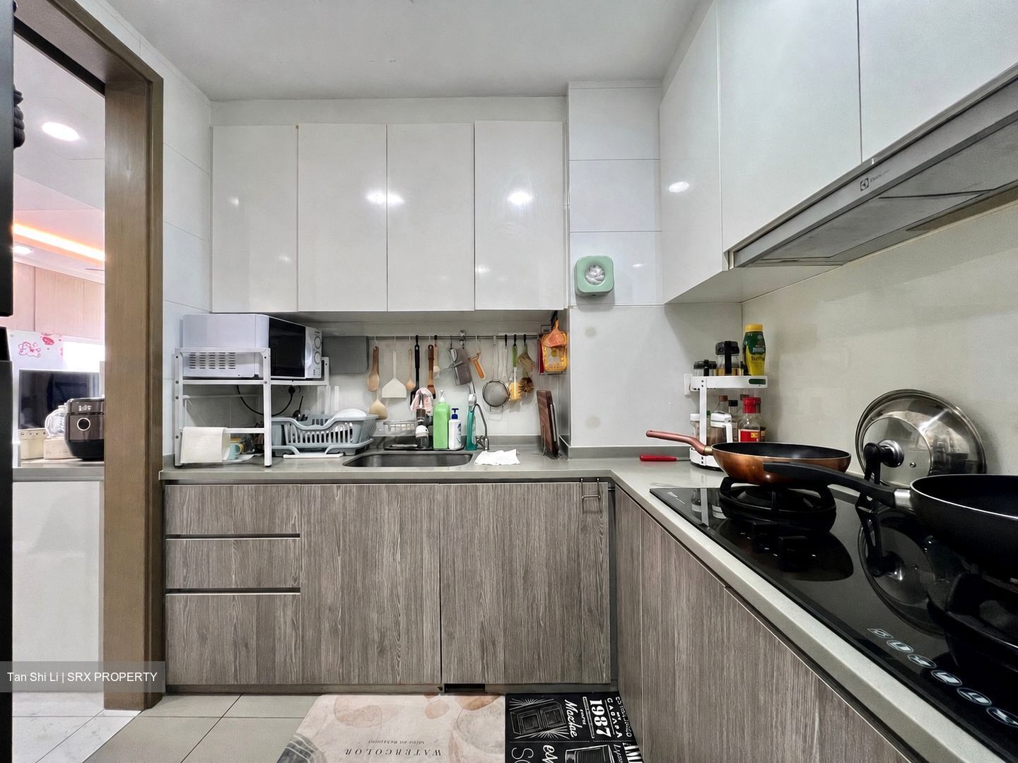 CityLife @ Tampines (D18), Condominium #584532661